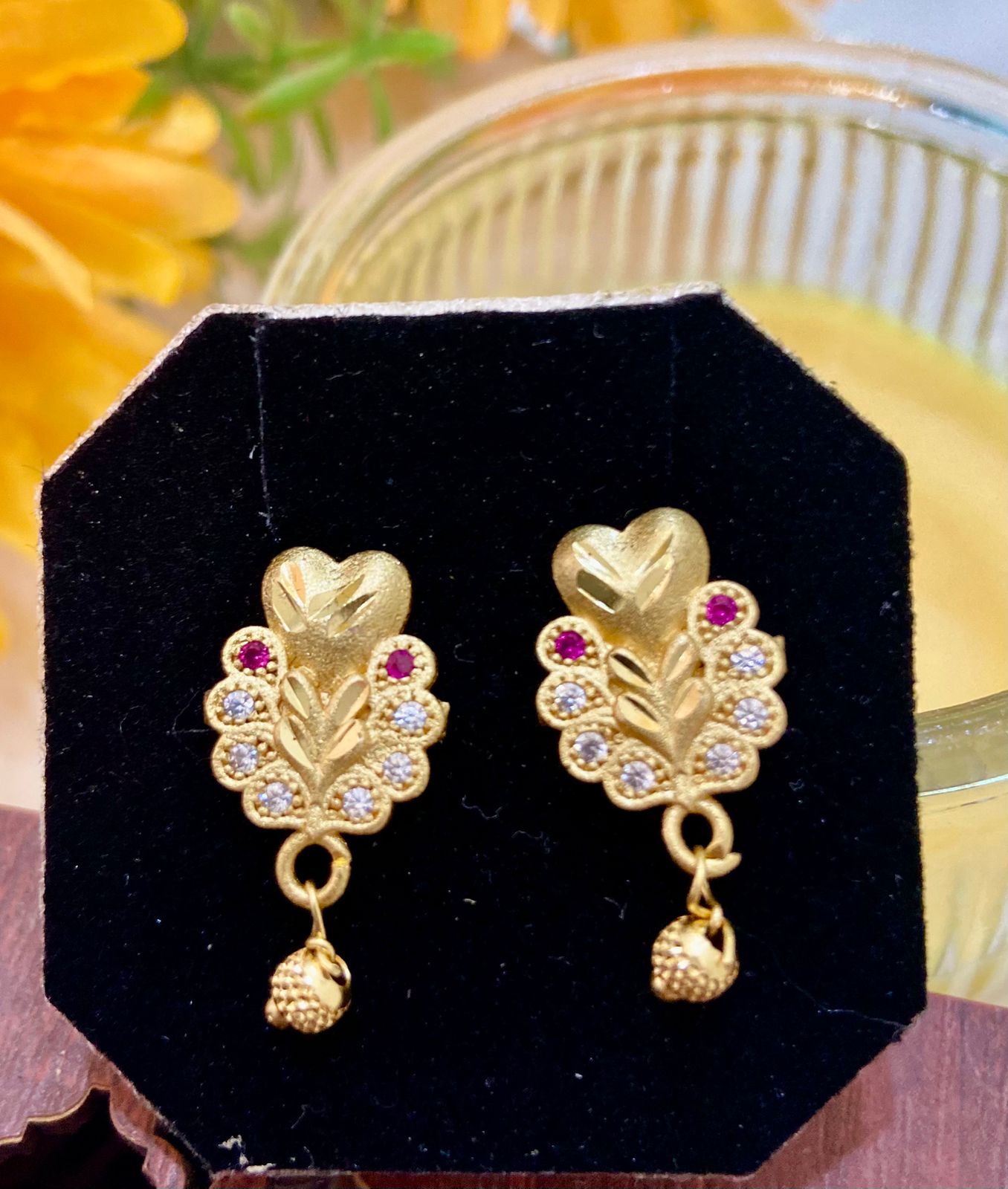 Heart shaped Dangle earring