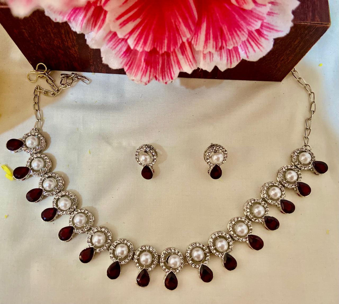 Red American diamonds necklace set