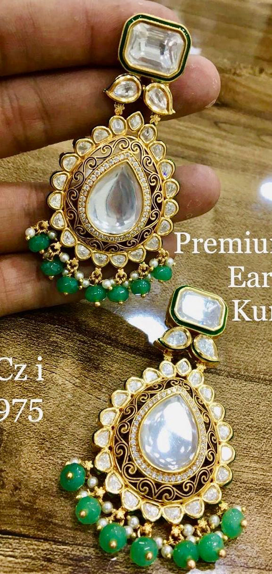 Designer Kundan earrig