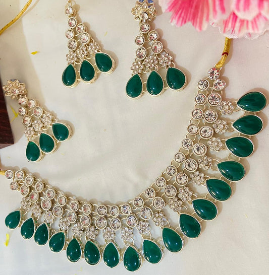 GREEN KUNDAN NECKLACE SET