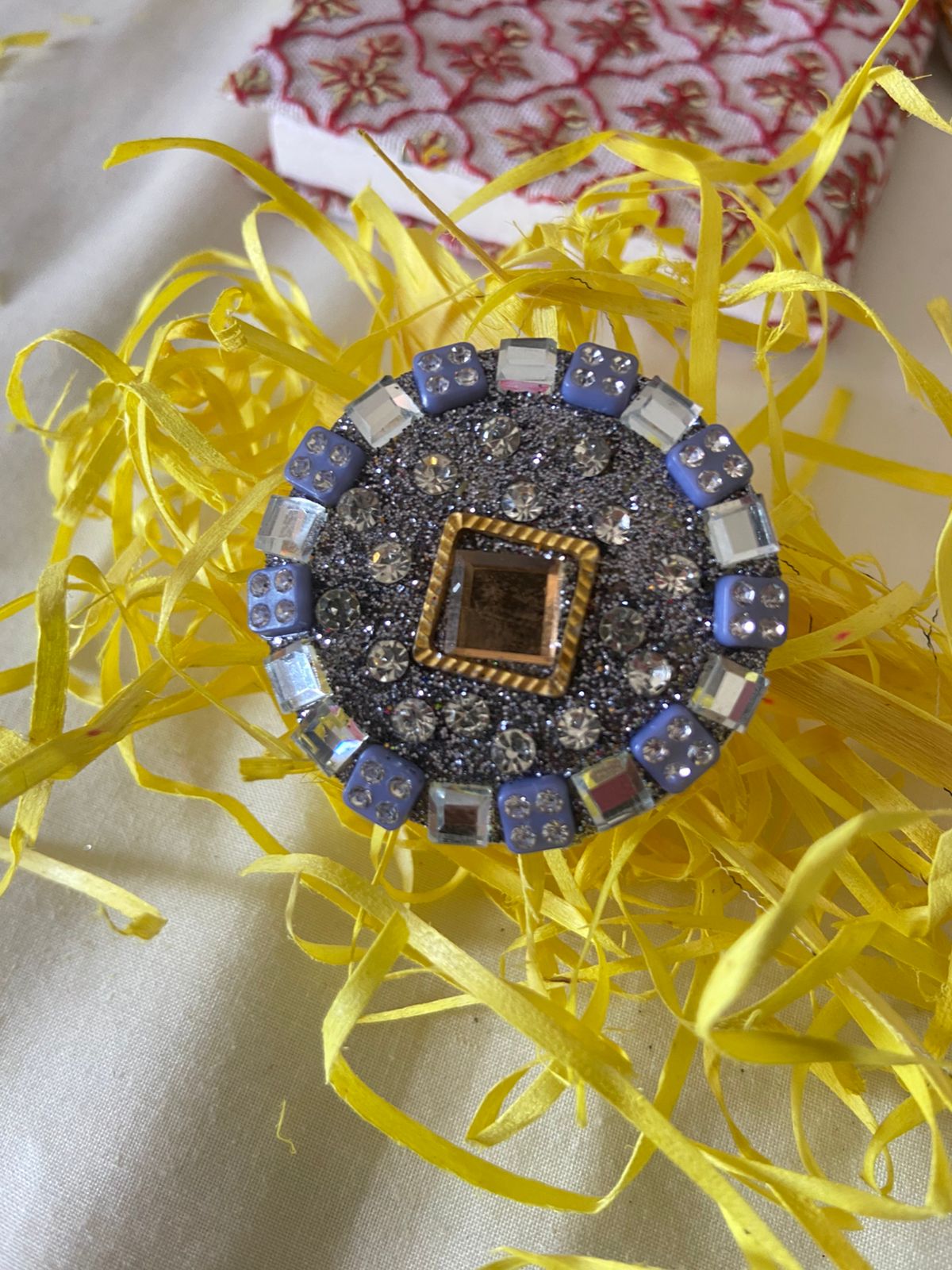 Fancy Saree Pin